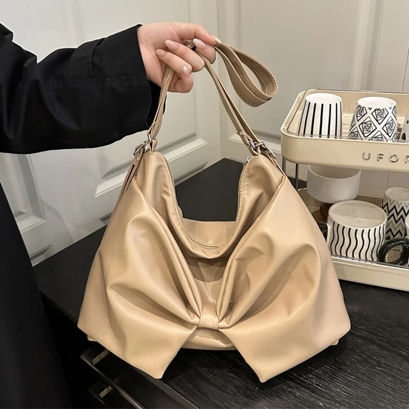 

Women's Large Capaci Backpack PU Leather Casual Crossbody Bag Faionable Korean Single Shoulder Bag High-end Soft Texture New