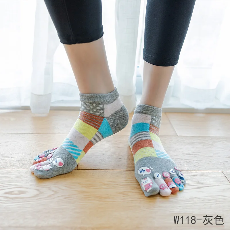 

Sock Leisure Athletic Sports Crew Dress Toe Cartoon Printed five-finger color-blocked Spring Summer Breathable Floor B2W11