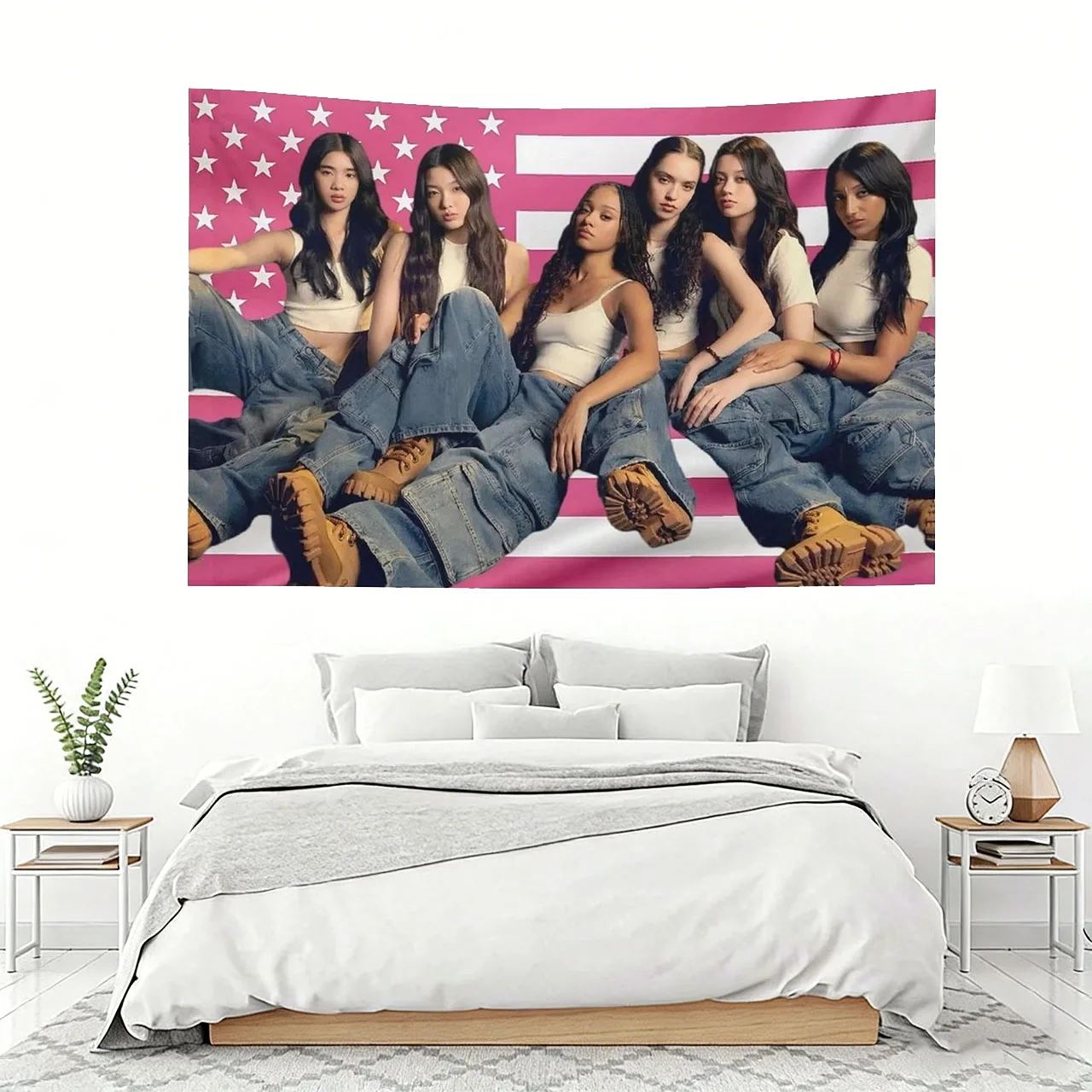 KATSEYE Rosa Wandteppich mit amerikanischer Flagge, Kpop Girl Group Wandbehang, American Tour Fotodruck-Dekoration für Schlafzimmer, Wohnheim, Flachdruck