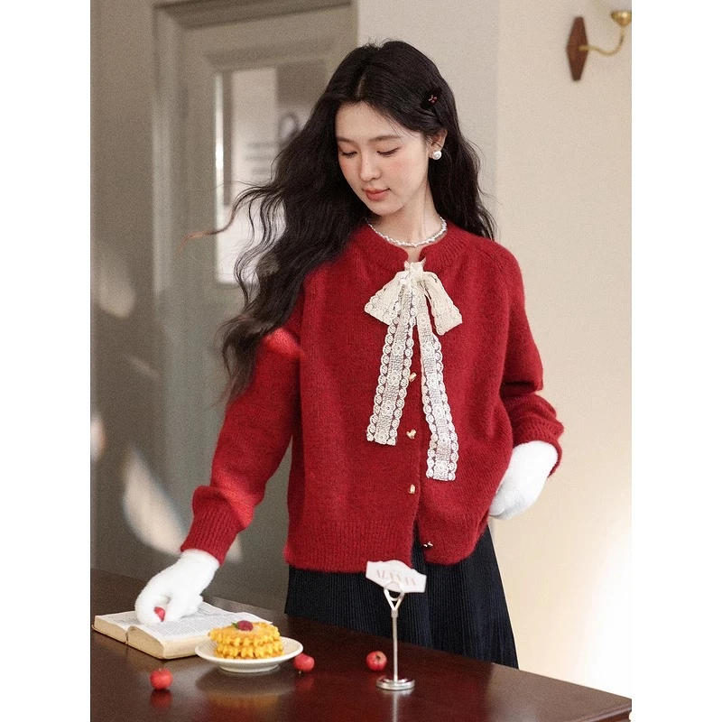 

ALXNAN Red Cardigan Metal Heart Buttons Lace Drawstrings Elastic Soft Woman's Cardigans Knitted Female Long Sleeve Tops L59223