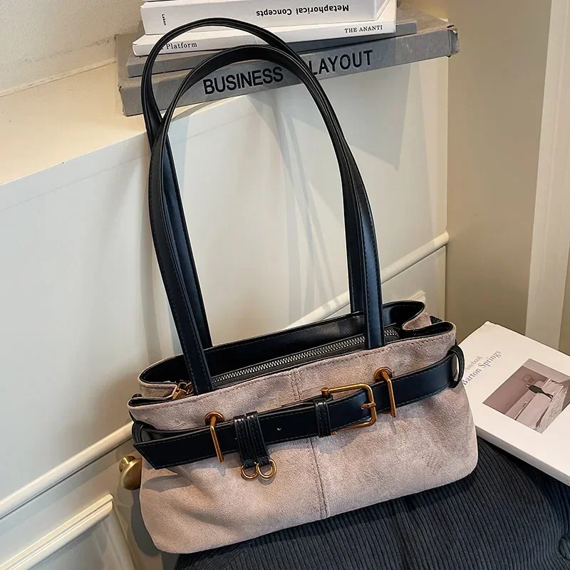 

2025 Trendy Niche Design Women's Bag - Retro Style, Large Capacity, High - Quality Material, Perfect for Commuting