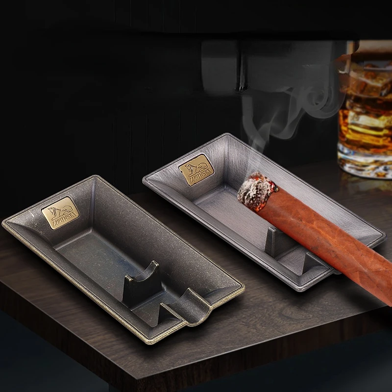 

Cigar Ashtray High-grade Retro Metal Household Portable Ashtray Creative Personality Smoke Extinguisher