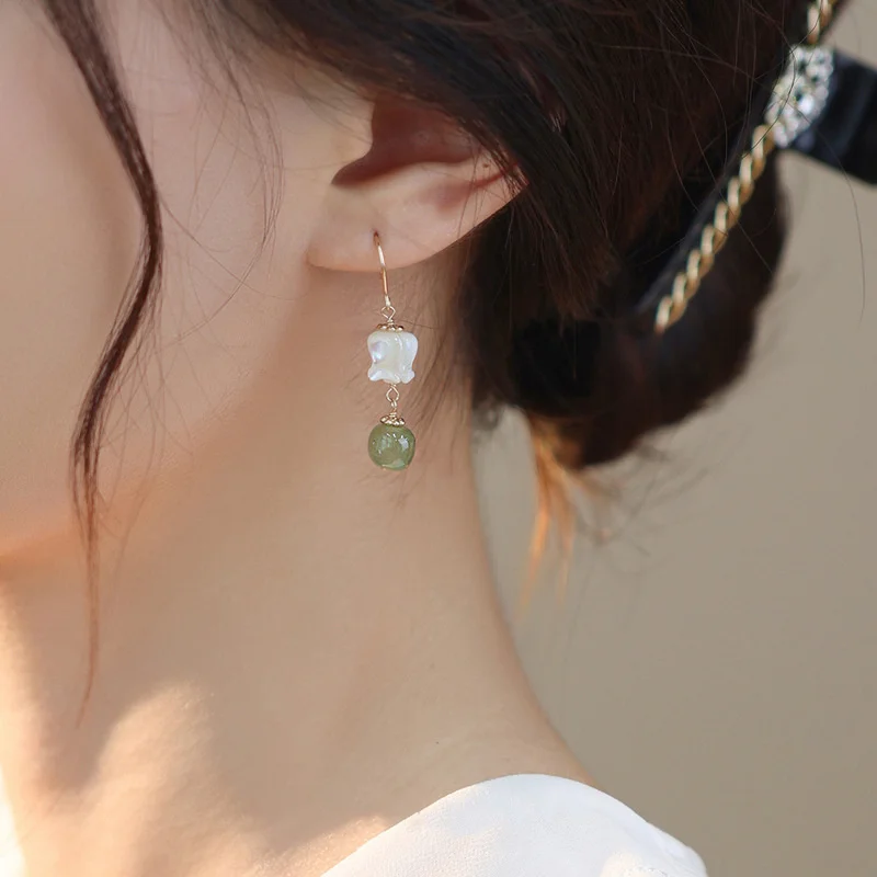 2023 Korean New Exquisite Lily Of The Valley Flower Earrings Fashion Temperament Versatile Simple Earrings Elegant Women Jewelry #1
