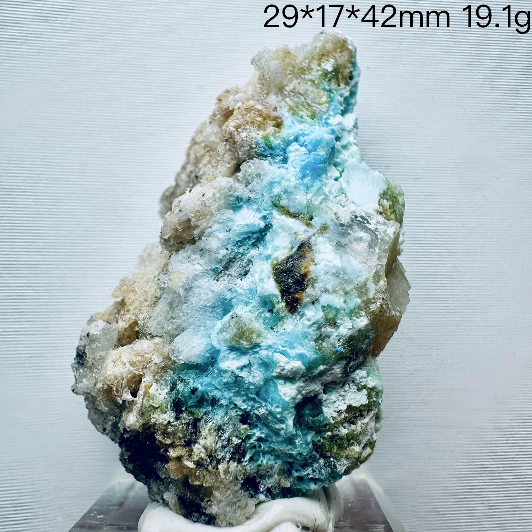 Natural Materials, Guizhou Sanshui Bauxite, Crystal Mineral Specimens, Mineral Collectibles, Fluorite, Crystal Clusters, Quartz