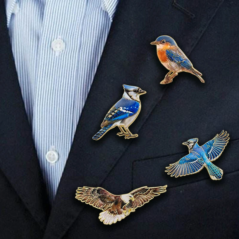 Realistic bird brooch, eagle sparrow crown blue crow bird metal badge, forest cute animal brooch with accessories