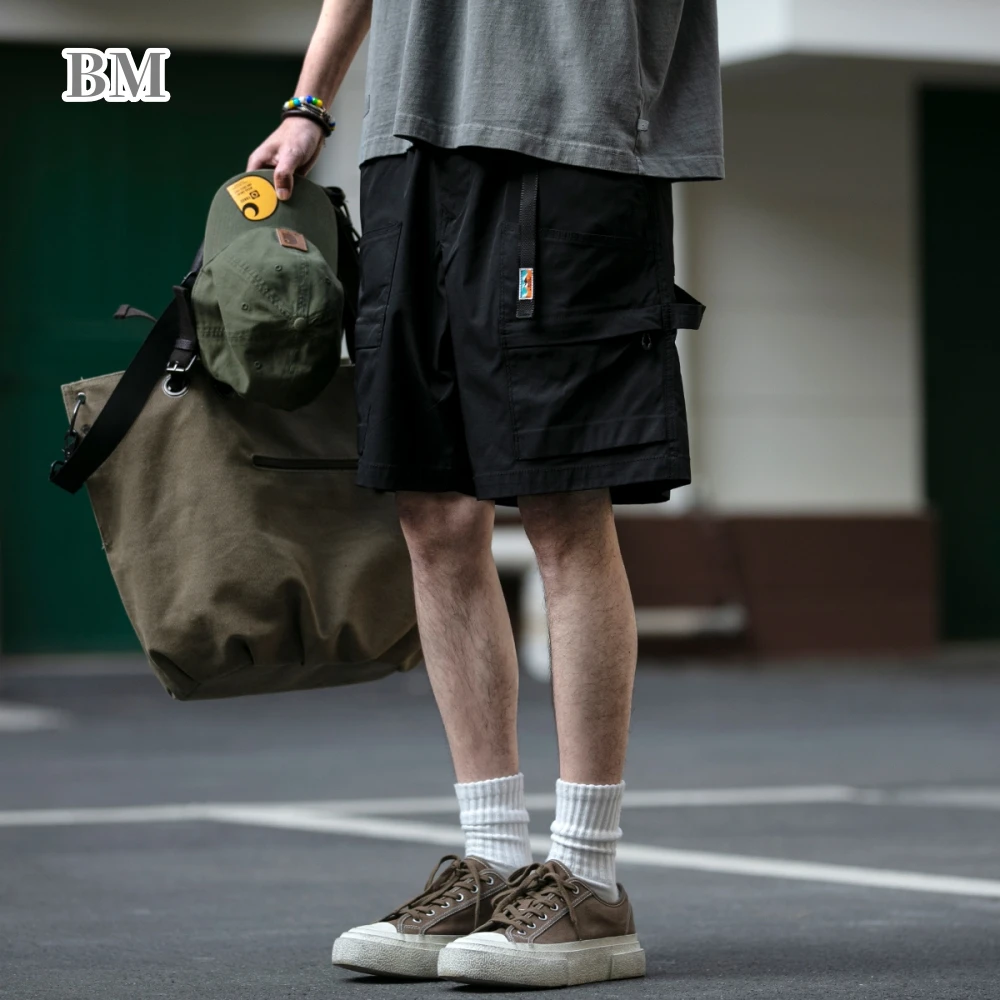 

Japanese Outdoor Lightweight Breathable Functional Cargo Shorts For Men Clothing Summer Streetwear Quick-Drying Basketball Pants