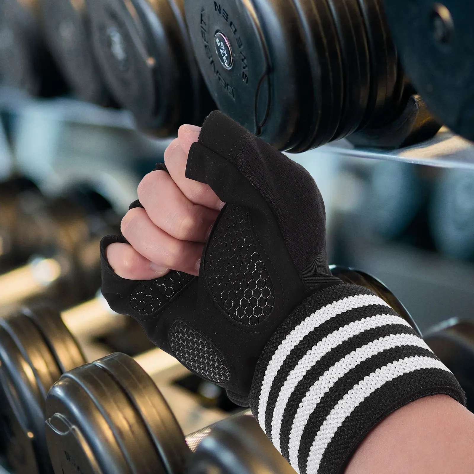 

1 Pair Gym Weight Lifting Gloves For Men Women Non Slip Workout Outdoor Fitness Gloves Half Finger Breathable Comfortable