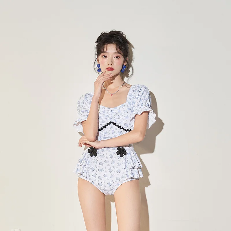 Wisuwore Korea 2023 new small fresh swimsuit women\'s triangle conservative small breast sweet student hot spring swimsuit