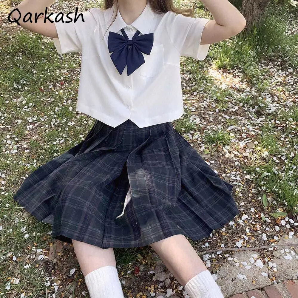 Chemises à manches courtes pour femmes, Style Preppy, mode japonaise, poches, assorties avec tout, courtes, Slim, douces et fraîches, pour étudiants, Streetwear Chic d'été