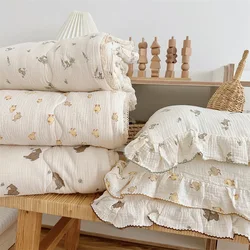 Cotton Mulsin Animal Print Baby Quilt and Pillowcase Set Nursery Crib Bedding Set