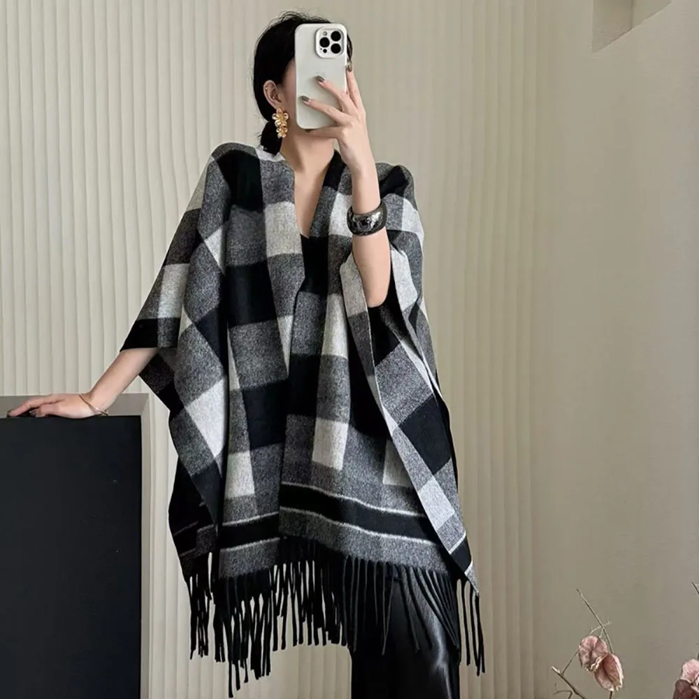 

Модная зимняя теплая шаль, женская осенне-зимняя теплая шаль в корейском стиле, универсальная атмосфера, женский теплый шарф-накидка с кисточками