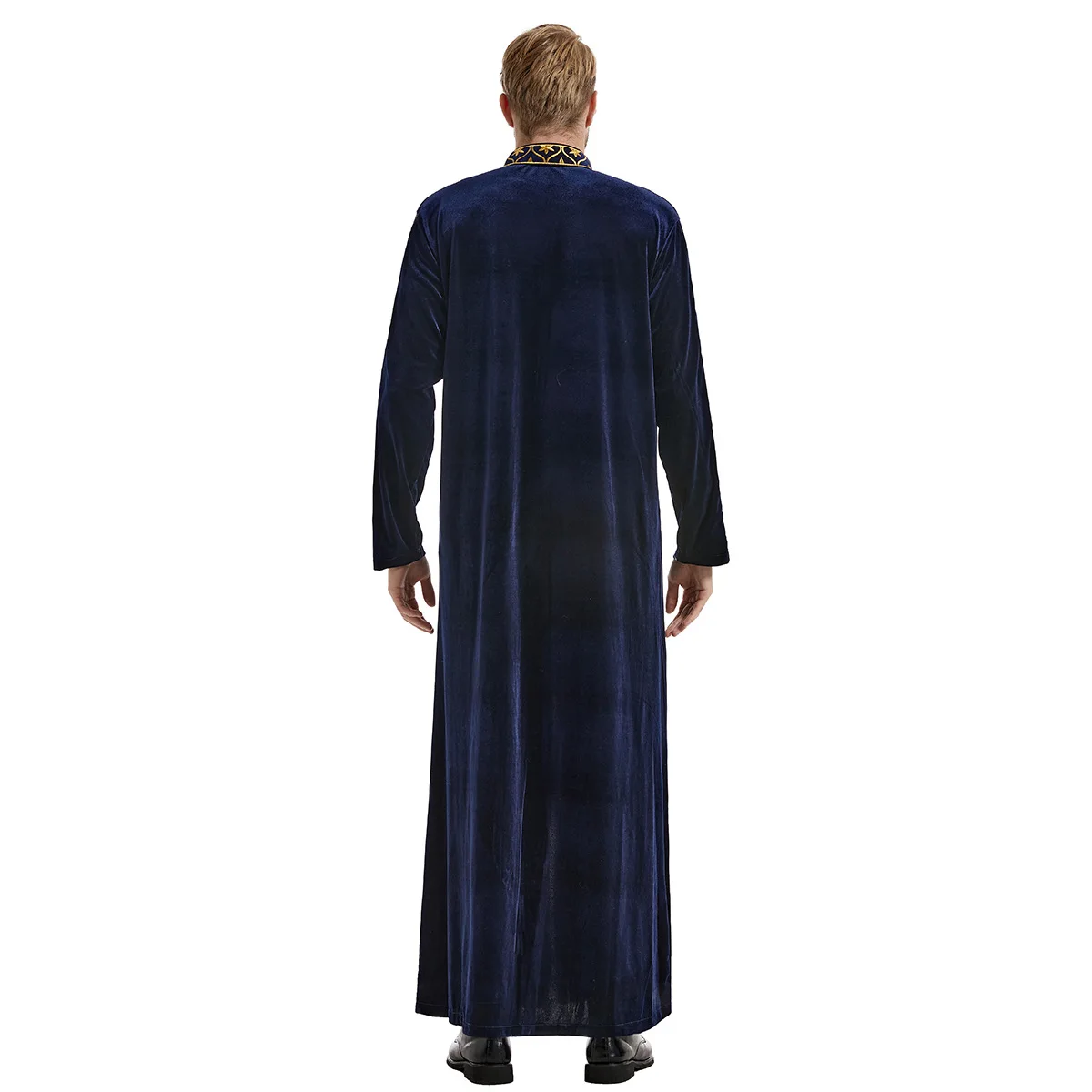1 teile/los mann mode muslimischen samt lange robe mann langarm stickerei jubba thobe