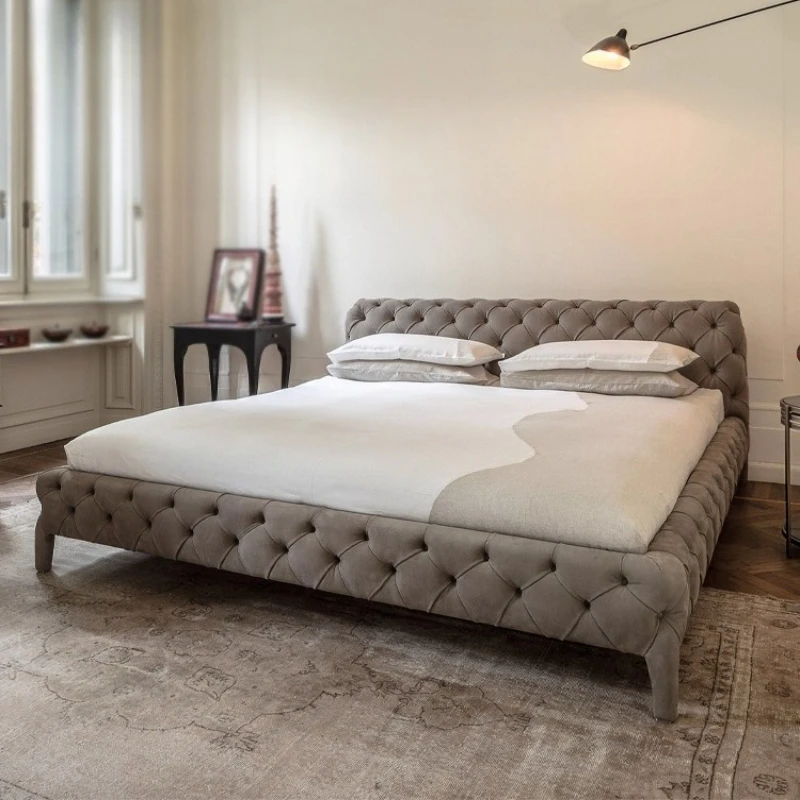 

American retro high-end villa master bedroom double wedding bed fabric buckle bedroom queen bed