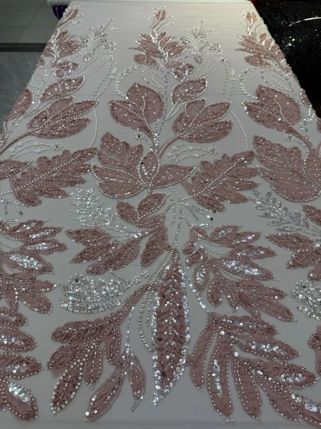 

Luxurious Nigerian African Beaded Lace Fabric High Quality Sequins Embroidery African French Lace Fabric For Sewing Dress