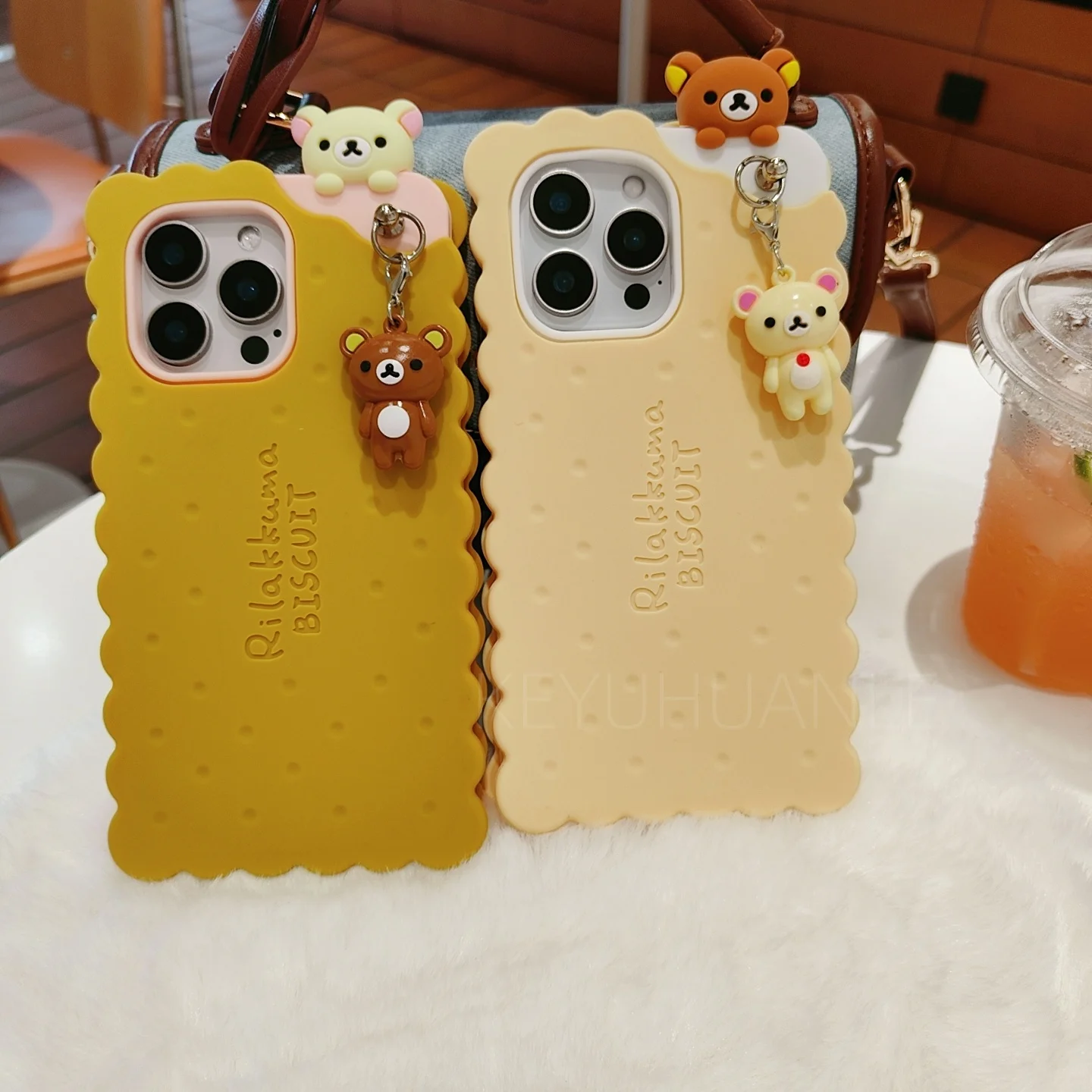 Funda divertida de galleta sándwich de oso Rilakkuma para iPhone 16 15 14 13 12 11 Pro Max 16pro, funda de silicona suave con colgante de muñeca