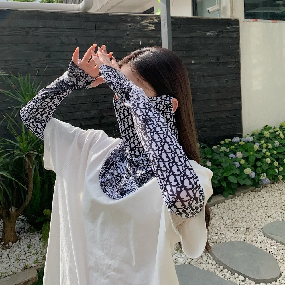 

Women Loose Summer Sun Protection Printed Face Mask UV Protective Sleeve Set Outdoor Single Color Decorative Arm Covers