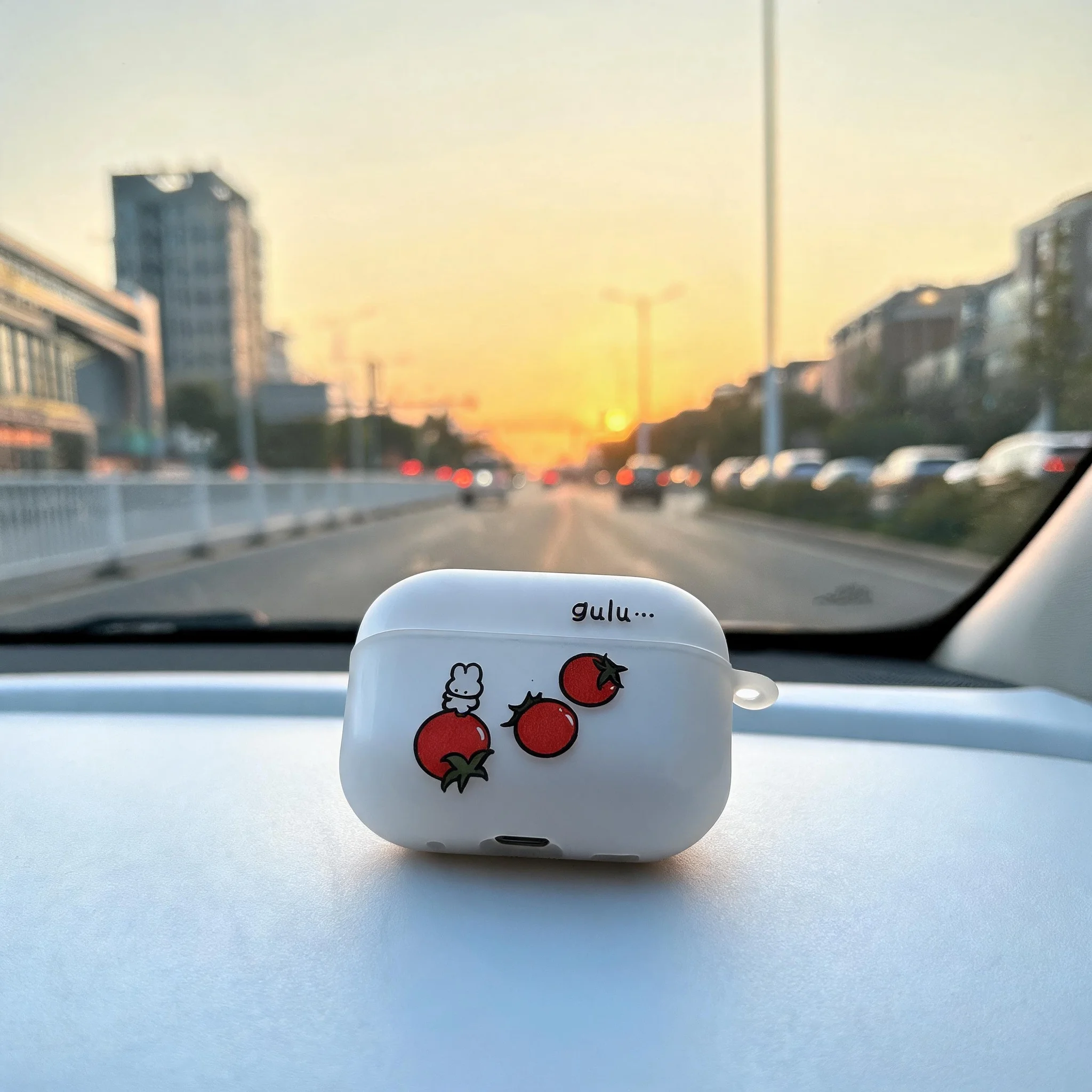 Cute Cartoon Earphone Case For Multi Models Lovely Rabbit Tomato Print Anti‑Drop Protective Cover With Lanyard Hole AirPods pro3