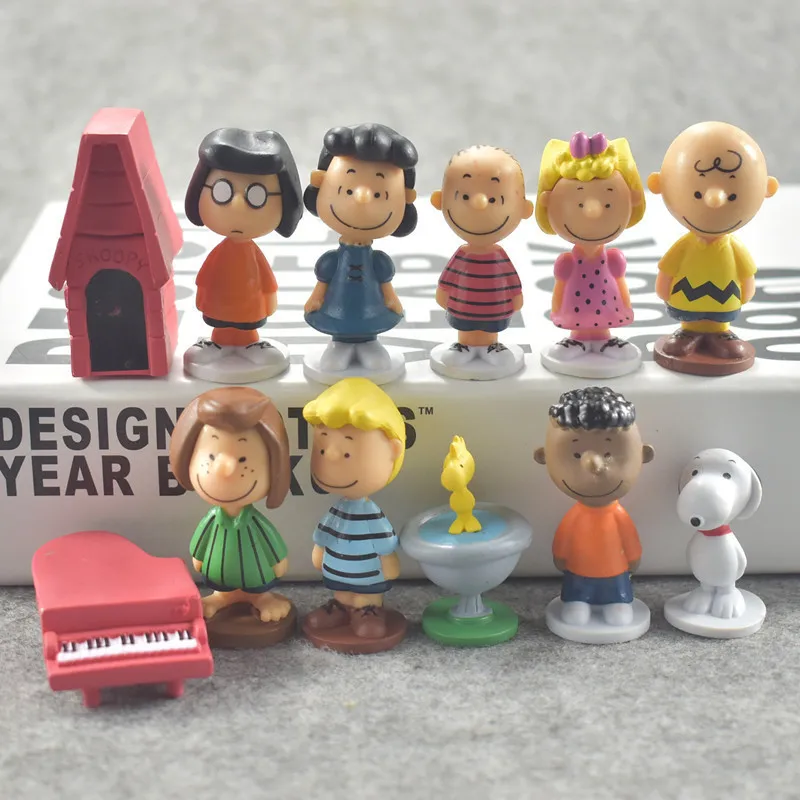 

12pcs/set Cute Dog Car Mini PVC Figures Decoration Car Ornaments Interior Dashboard Decoration car accessories