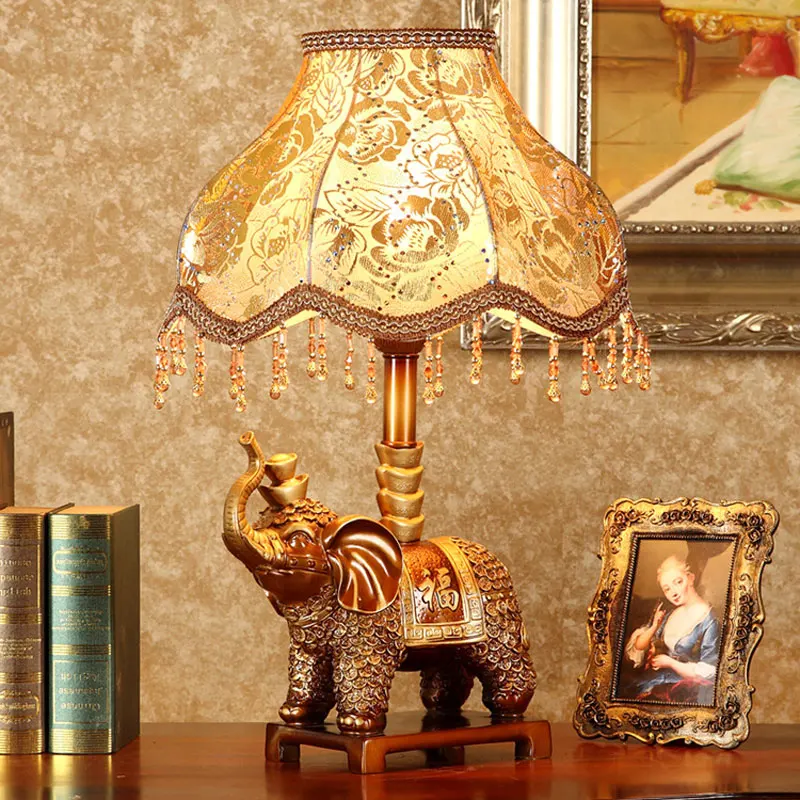 

European Bedroom Light Luxury Living Room American Retro Hotel Study Table Romantic Bedside Warm Elephant Decoration Desk Lamp