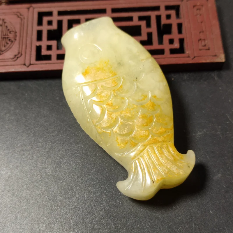 Supply Crafts Antique Xiuyan Jade Carved Goldfish Hand Pieces Pendant Waist Hanging Wholesale