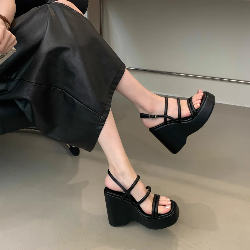 

New Fashion Designer Sexy Chunky Platform Narrow Band Sandals Women High Heels Shoes Buckle Strap Sandals Platform Wedge Sandals
