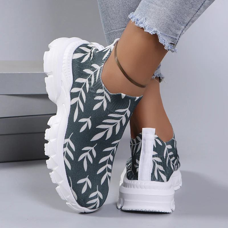 Knitted Breathable Running Shoes for Women 2024 New Green Leaf Printed Platform Sneakers Woman Thick Sole Non Slip Sports Shoes