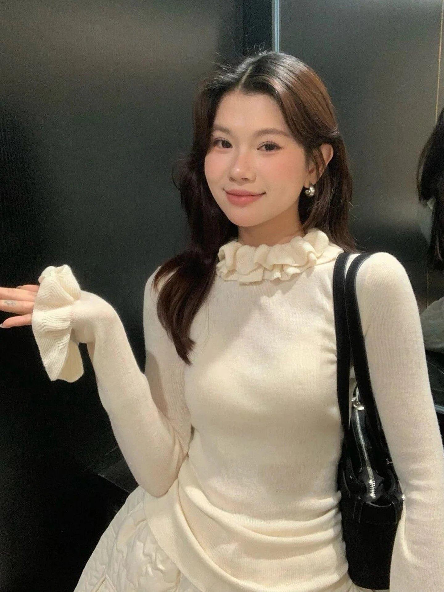 Ele ذوي الياقات العالية طبقة مزدوجة كشكش تريكو المرأة الخريف الشتاء سليم صالح ملابس داخلية سترة Sli قمة جميلة