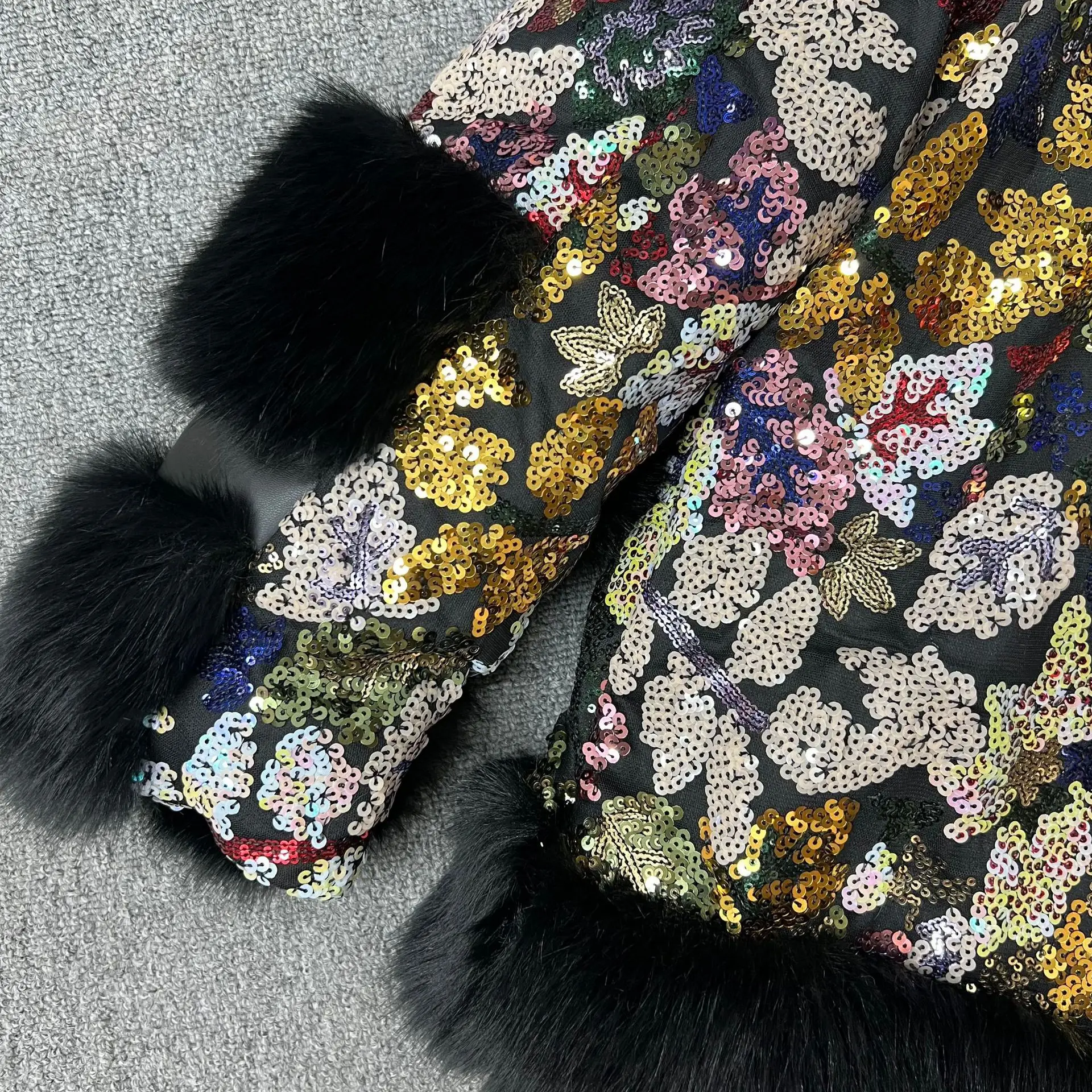 Faux Fox Fur Coat for Women 2025 Winter New Fashion Snowflake Sequins Korean Style Loose Thickened Warm Overcoat