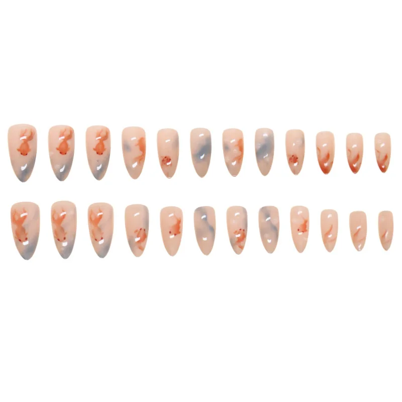 24 piezas de prensa de almendras medianas en uñas: diseño artístico de pez dorado 3D con efecto de burbuja |   Juego completo de uñas