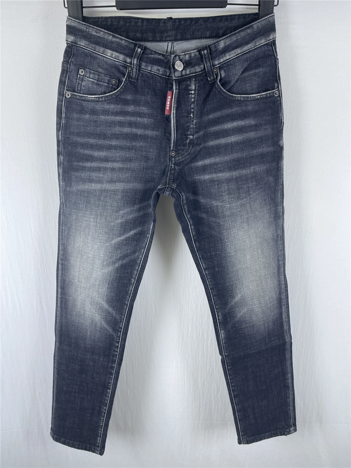 6092 Spring and Summer New Men's Jeans Washed Embroidered Badge Maple Leaf Fashion Micro-elastic Small Straight Black Jeans