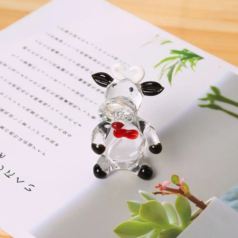 Creative Hand Blown Crystal Cow Ornament Cartoon Small Glass Cow Miniature Cute Animal Figurine New Year