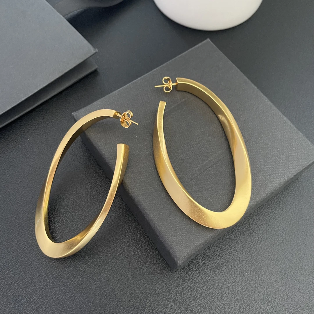 23 New Fashion Designer Exaggerated Personality Oval Gold Big Earring Women Jewelry Europe Minimalist Brass Gold-plated Earrings