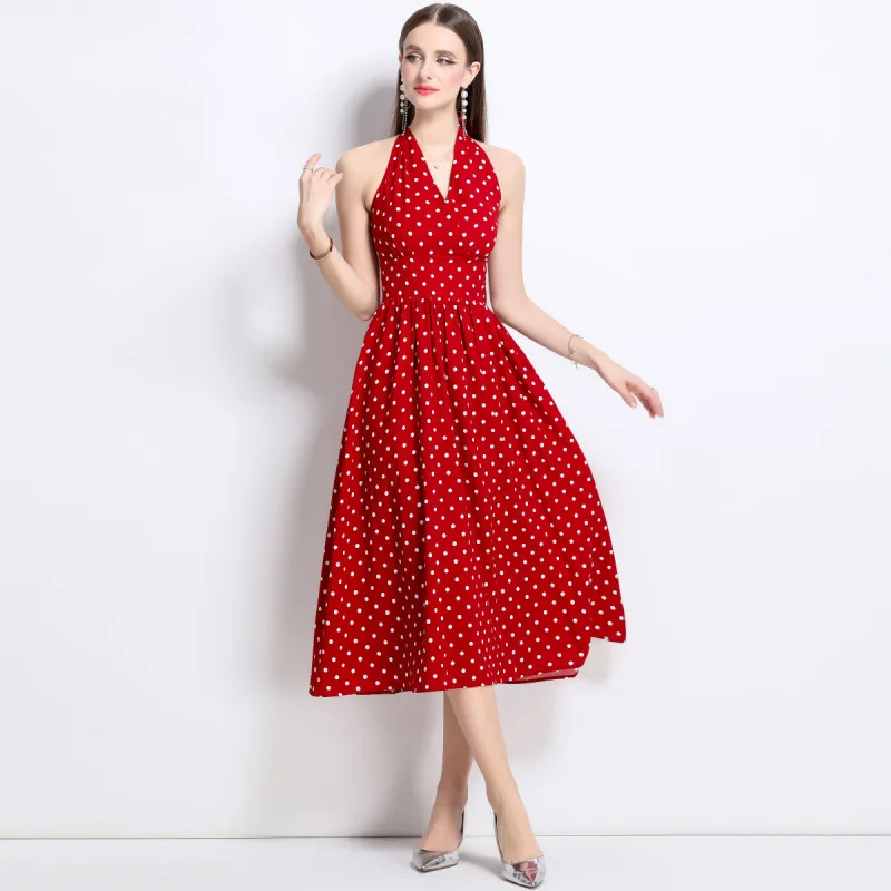 

Red Polka Dot Neck V-neck Dress Women's 2026 Summer New Seaside Vacation Skirt French Coffee Break Dress