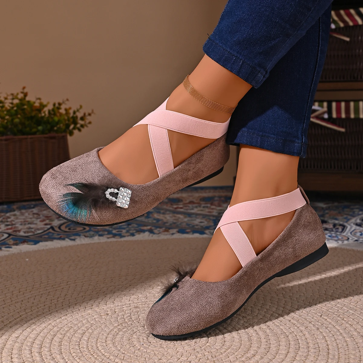 Loose-Fitting, Unique Feather Cross-Strap Mary Jane Shoes, Suitable for Wide Feet, Versatile and Lightweight Flat Shoes for Travel
