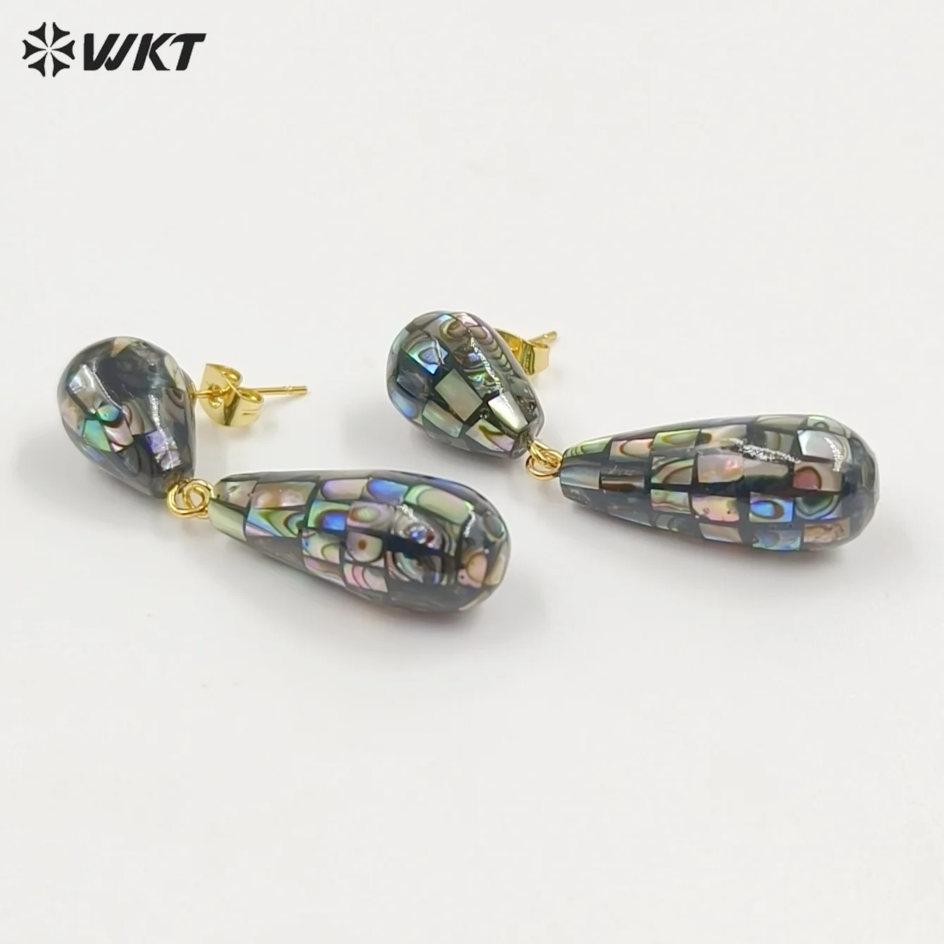 WT-MPE191 Abaloneshell And White Shell Water Drop Shape Checkered Pattern Charms Earrings For Women Retro Party Accessory