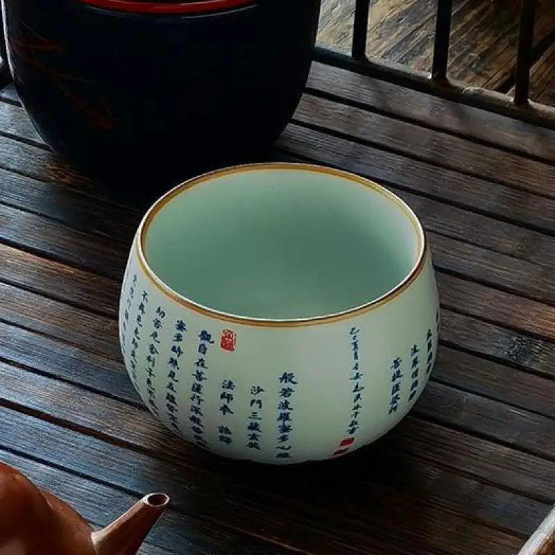 

60*86mm Chinese Porcelain Teacup Jingdezhen Ceramics Heart Shape Cup Tea Ceremony Master Cup Handmade Kung Fu Tea Set Gift Box