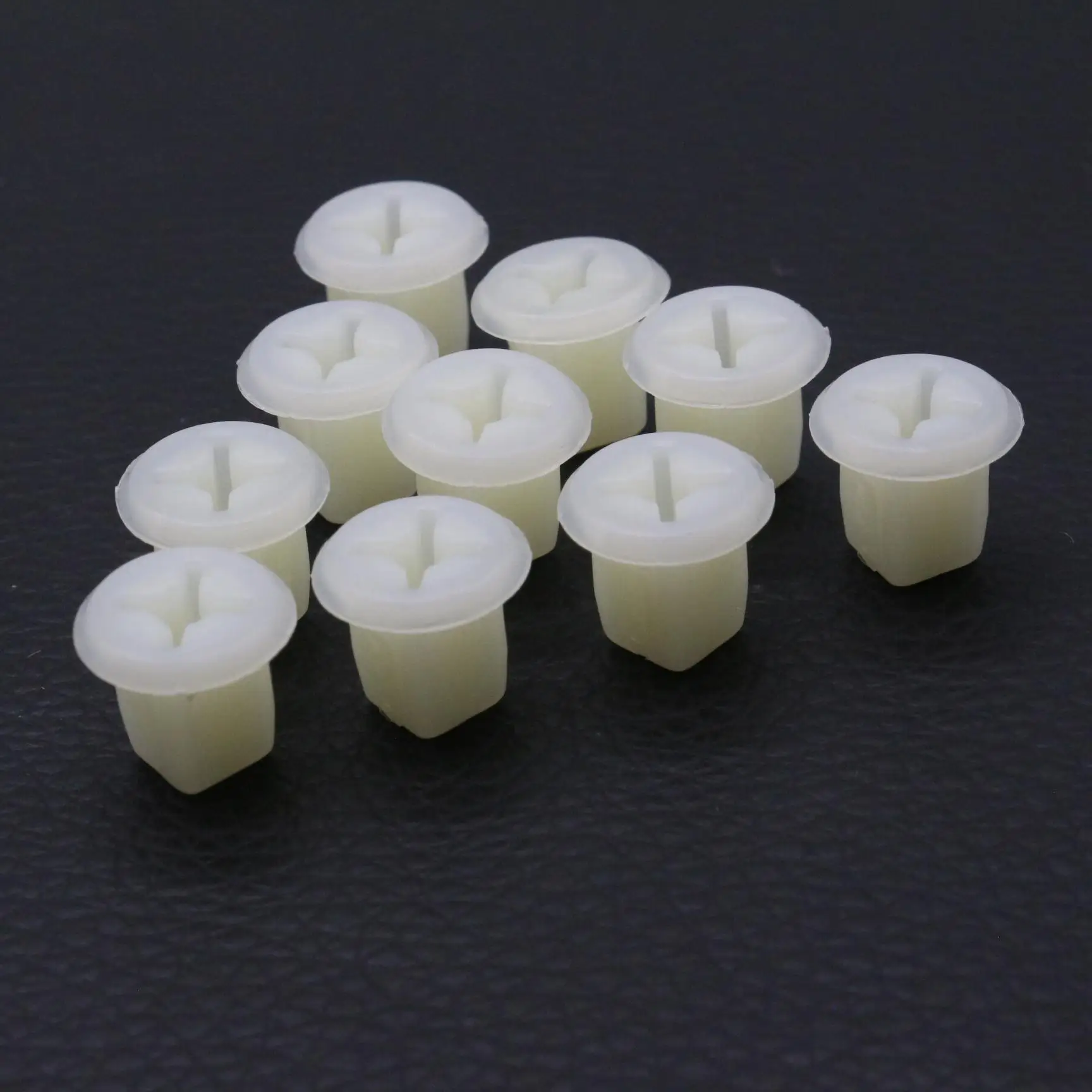 

10 pcs Screw Grommet Nuts Retainer Fit For Nissan 96706-H2500 & Mitsubishi Montero MS480010 #6 Size Nylon Fastening Clip