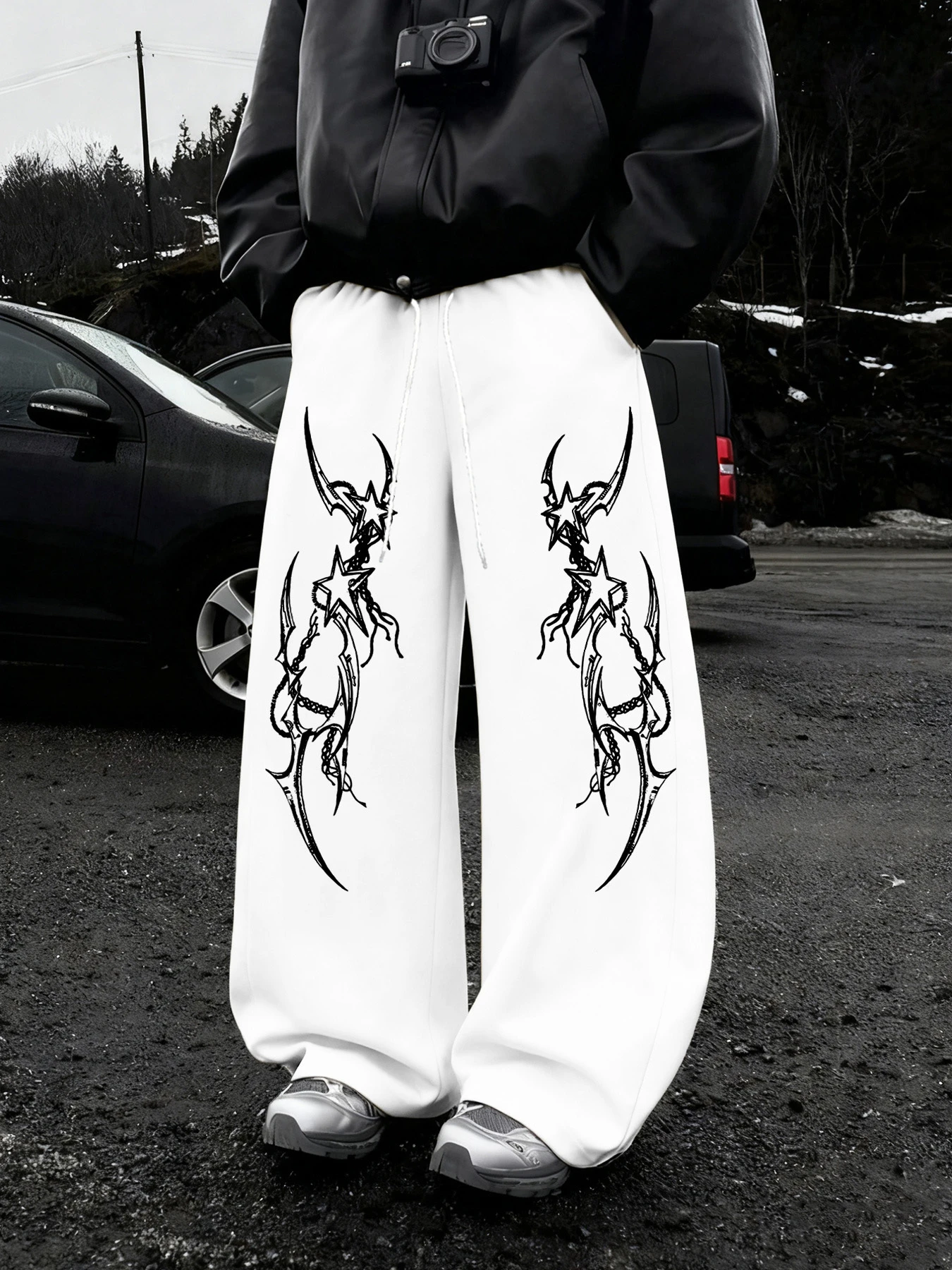 Hip-hop street style men's casual sporty loose straight leg trousers, sporty jogging trousers, new autumn/winter style.
