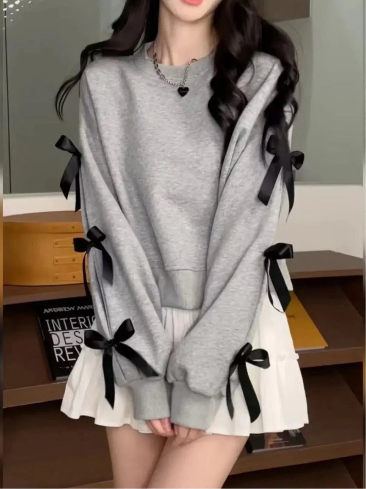 

Серый свитшот в стиле кэжуал с узлом, универсальный свободный крой, корейская версия, круглый вырез, длинный рукав, для женщин