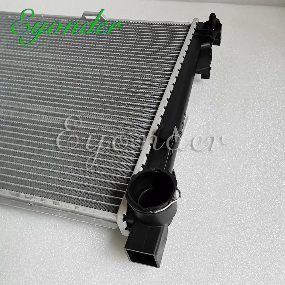 Engine Cooling Radiator for Mercedes W203 CL203 S203 C209 A209 R171 C180 C200 C240 C220 C320 C230 A2035003403 2035003403