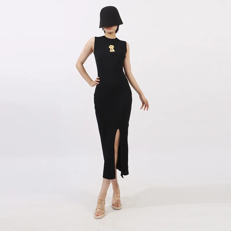 Francês elegante temperamento vestido de verão em torno do pescoço sem mangas metal oco cintura alta hip-envolto split bodycon vestido longo feminino