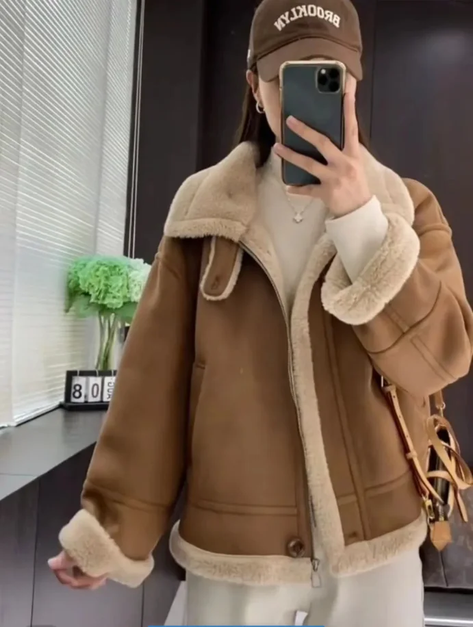 سترة صوف الضأن المرأة الخريف الشتاء جديد رشاقته الفراء المتكاملة قاطرة معطف قصير السيدات أفخم الفراء امبسوول أبلى