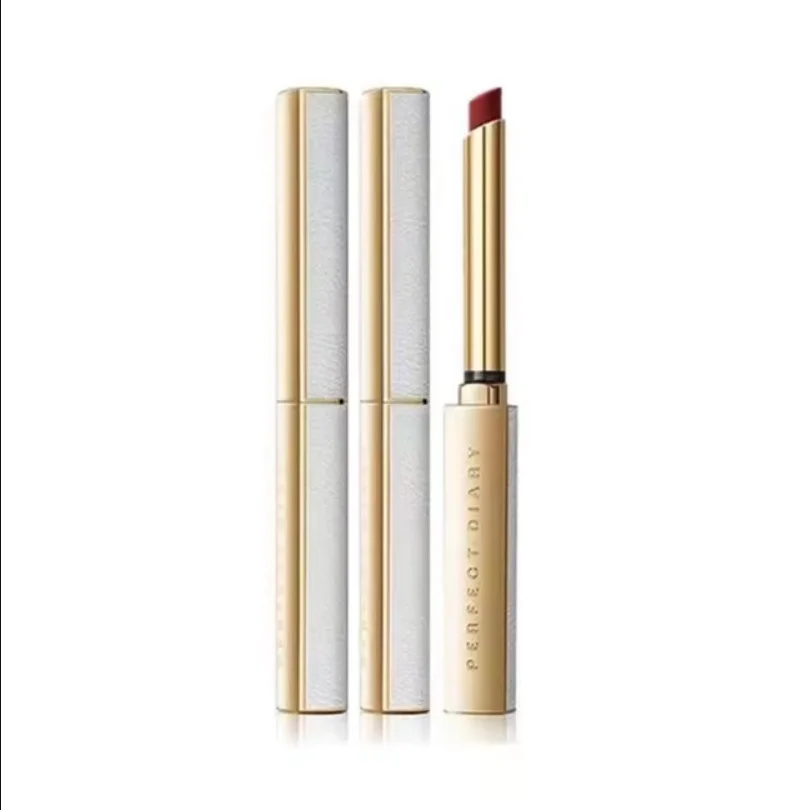 أحمر شفاه Perfectdiary للنساء، أنبوب مرطب مخملي، ليس من السهل أن يبهت بلسم شفاه كوري غير لامع