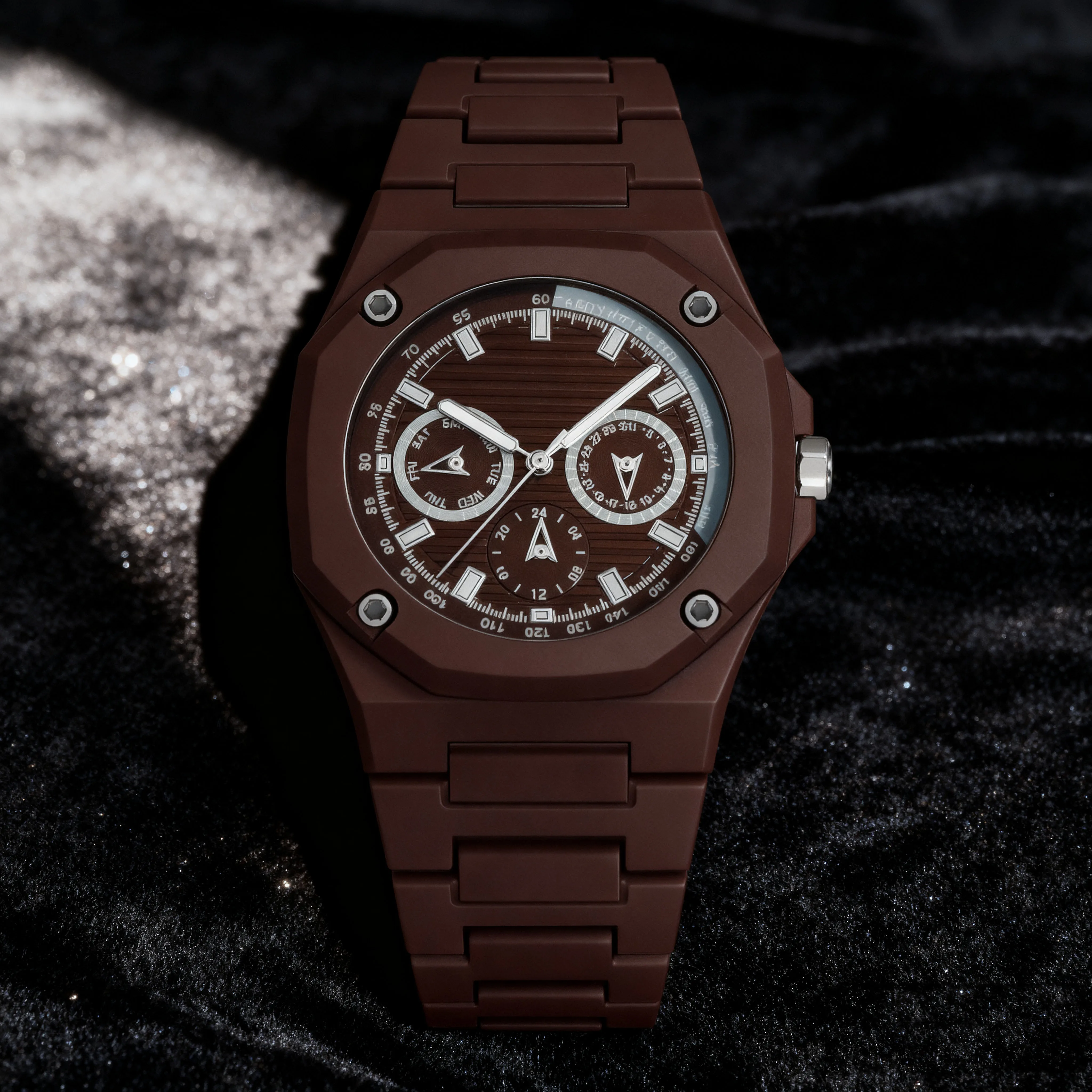 1-piece new watch, polygonal dial, fashionable and trendy accessory for outfit coordination, with a premium feel