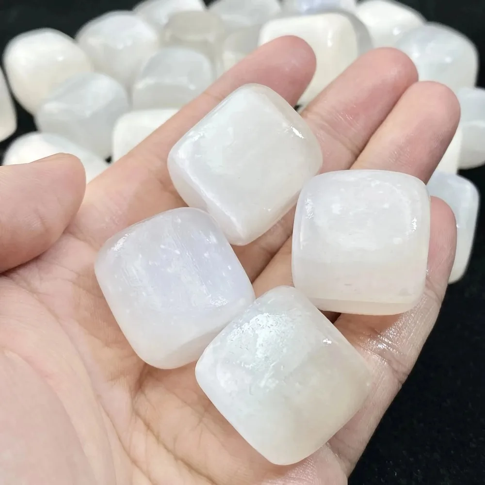Natural Selenite Tumbled Stones 300g Bulk Raw Quartz Crystal Chips for Reiki Healing, Aquarium Gravel, Succulent