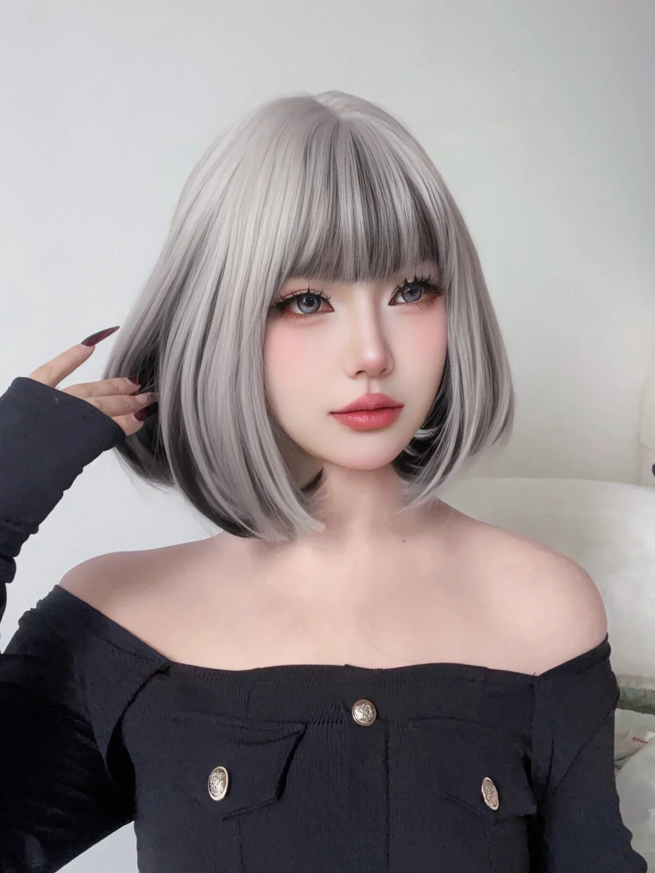 12Inch Silver Gray and Black Lolita Special Style Synthetic Wigs With Bang Short Natural Straight Hair For Women Heat Resistant