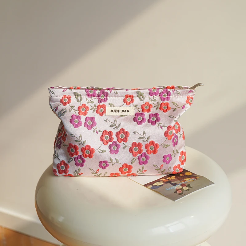 Borsa per il trucco da donna con fiori viola borsa per la conservazione del rossetto cosmetico di grande capacità borsa da toilette da viaggio