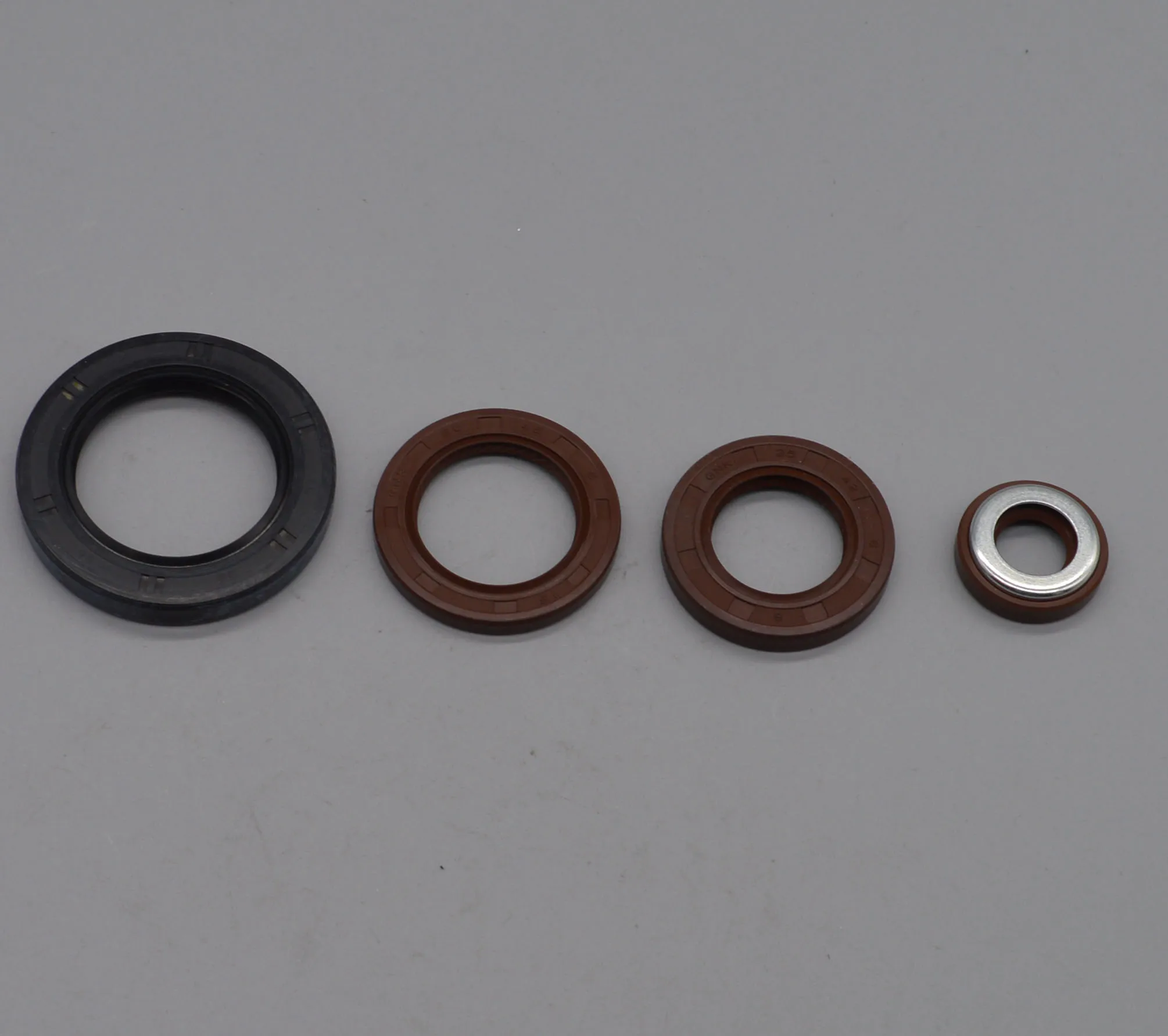 Engine oil seal for QJIANG keeway benelli silverblade silver blade 250cc BJ250T-8 scooter accessories