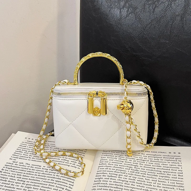 2025 الفاخرة مصمم المرأة صندوق صغير حقيبة العلامة التجارية النمط البريطاني مربع حقائب اليد الإناث موضة Argyle حقيبة كروسبودي حقيبة مستحضرات تجميل #3