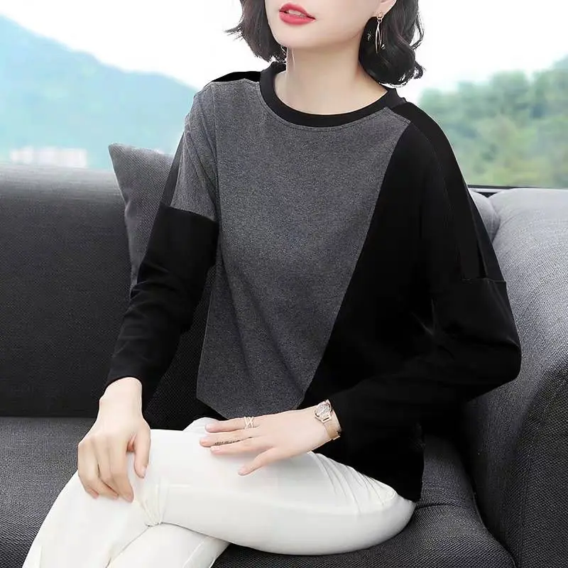 Casual Contrast Patchwork Top T Shirt Spring Autumn O-Neck Long Sleeve All-match Loose Pullovers Vintage Fashion Women Clothing